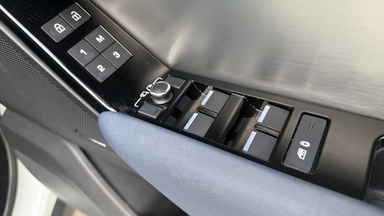 Land Rover Range Rover Velar 2.0 D200 R-Dynamic SE 5dr Auto Diesel Estate